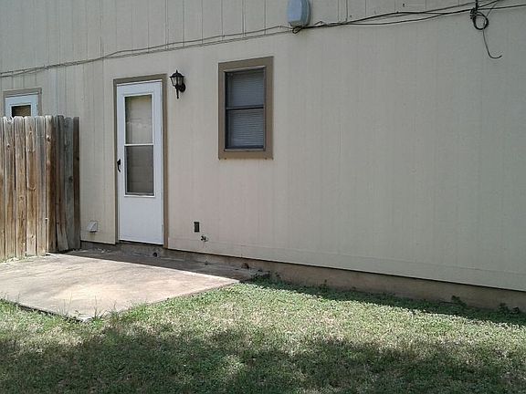 5th image of 1112 Woodlief Trl