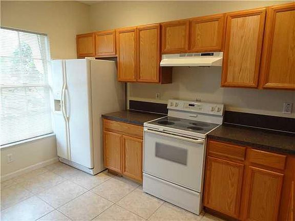 3rd image of 5121 Palmbrooke Cir