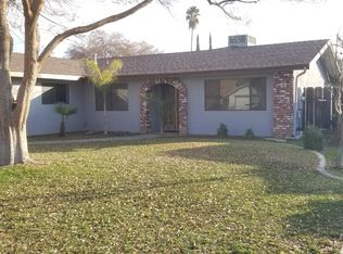 1701 Memory Ln, Porterville, CA 93257