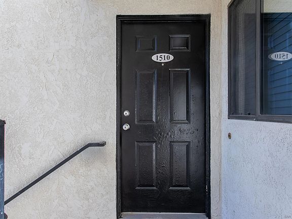 3rd image of 78650 Avenue 42 APT 1510