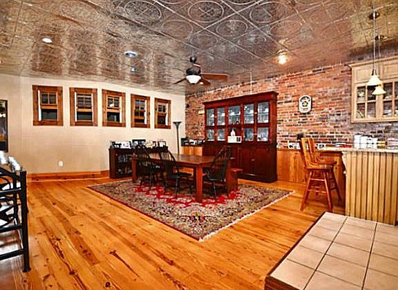 4th image of 308 S College St
