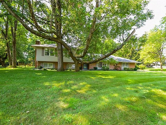 4th image of 7705 Eagle Creek Dr