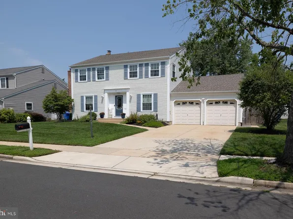 11 Marni Ct, Marlton, NJ 08053