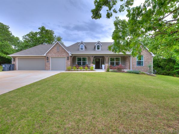 1482 Bayshore Dr