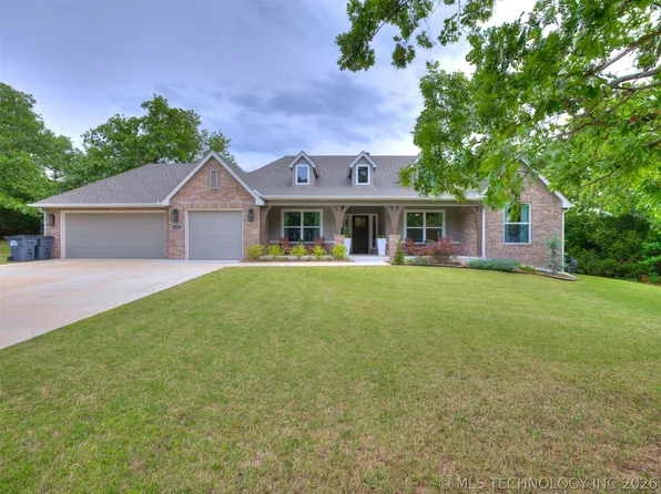 1482 Bayshore Dr, Sand Springs, OK 74063