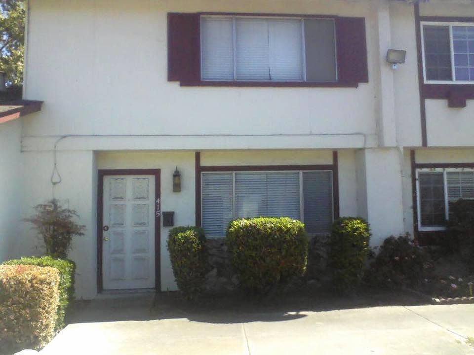1st image of 415 Capricorn Ct