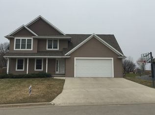 857 Woodrow St, Denmark, WI 54208