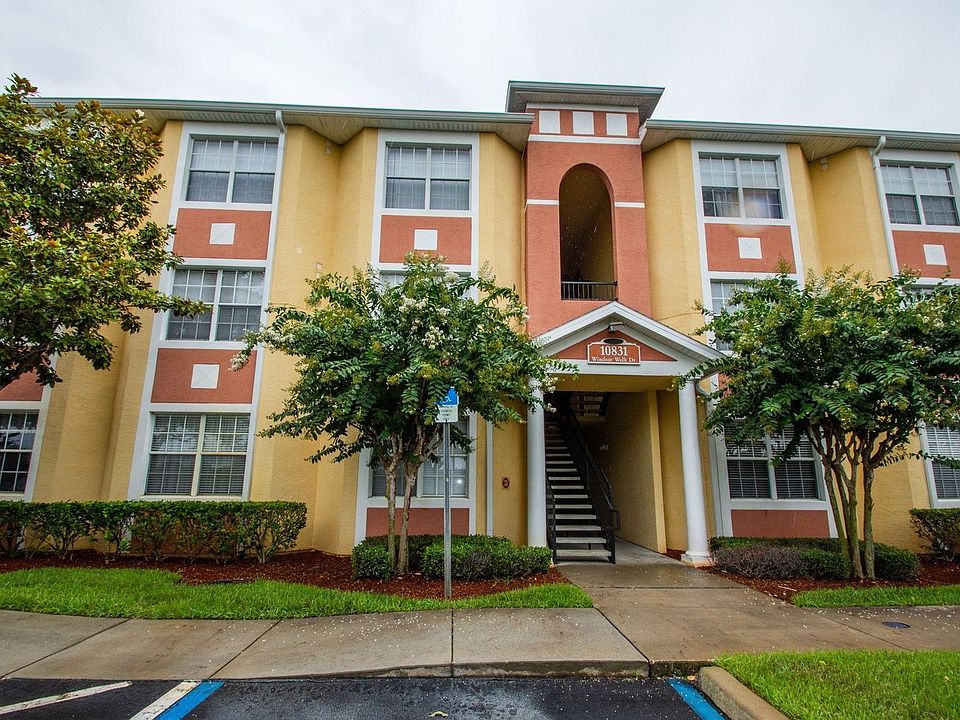 1st image of 10831 Windsor Walk Dr #1103