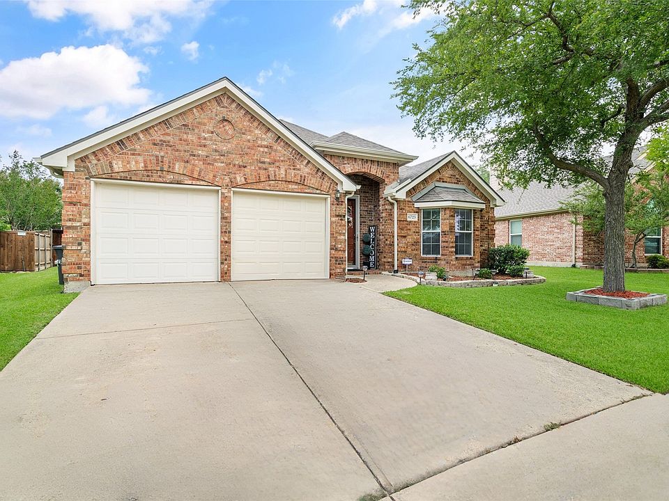 1st image of 6725 Wood Crest Ln