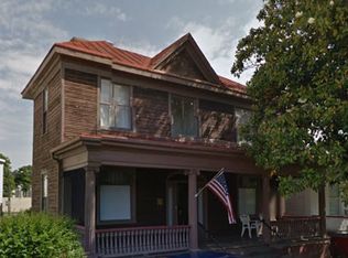 215 Liberty St, Petersburg, VA 23803