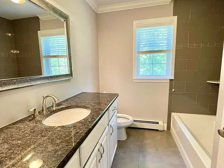 10 Apple Hill Dr — Photo 22