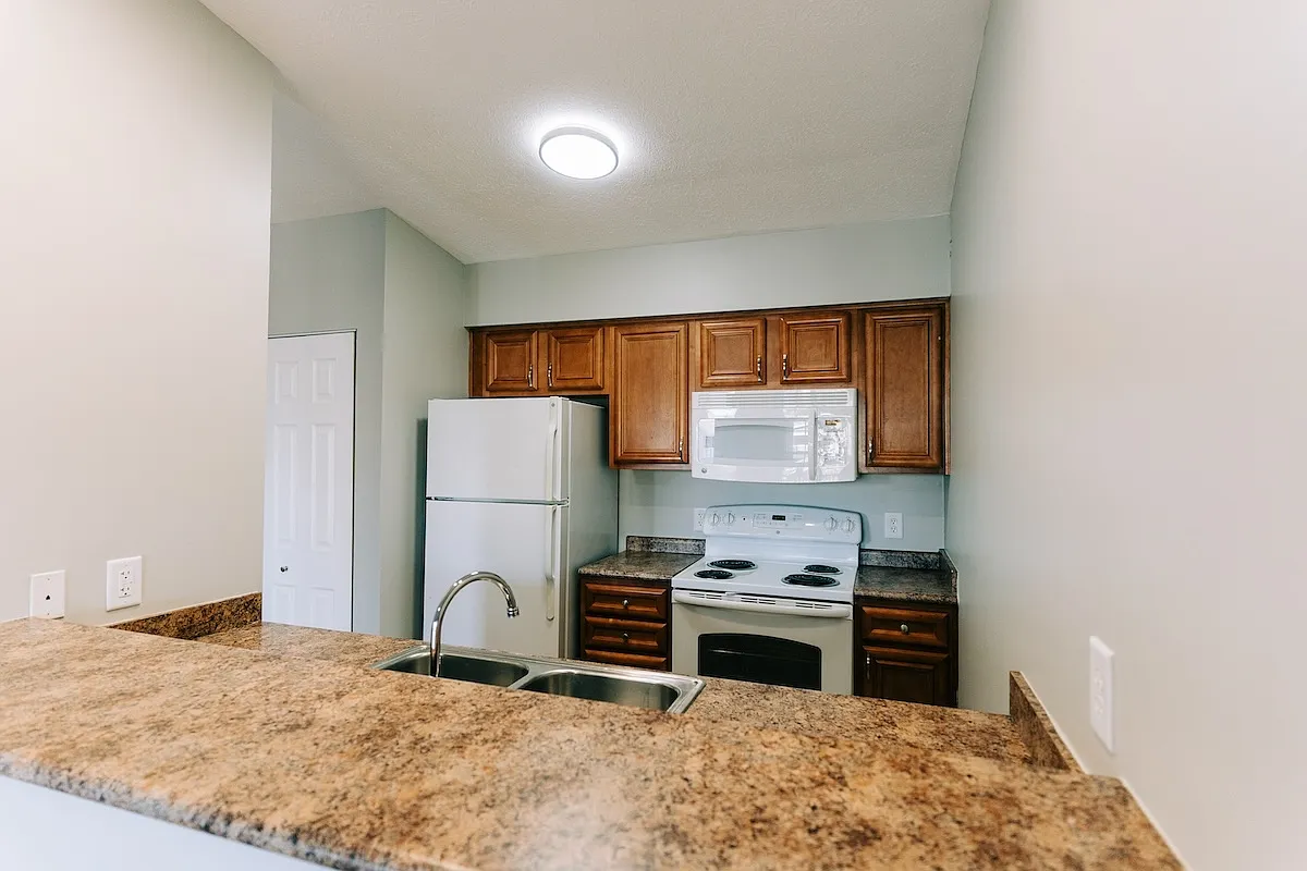McCarty Place Apartments — Photo 1