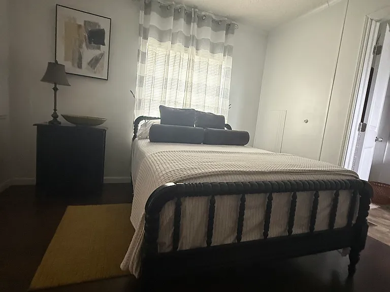 35 N Webster Ave — Photo 9