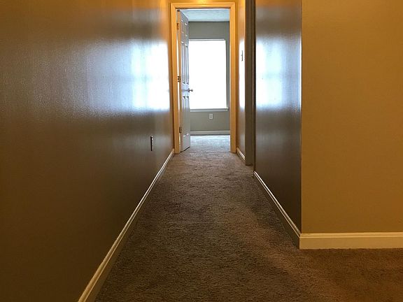 5th image of 1551 Heron Ln #B
