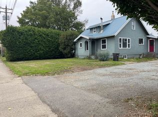 3710 3rd St, Tillamook, OR 97141