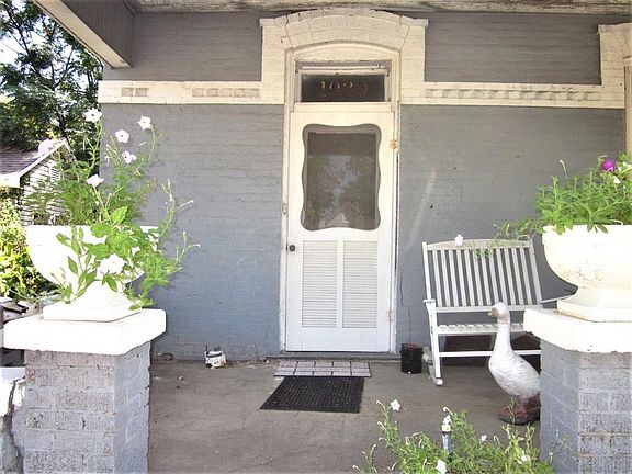 3rd image of 1030 W Morgan St