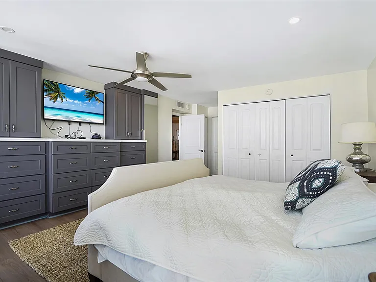 4280 Galt Ocean Dr #11J — Photo 32