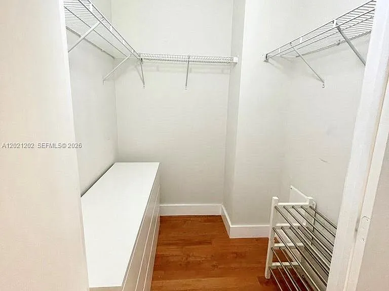 601 NE 36th St #1805 — Photo 16