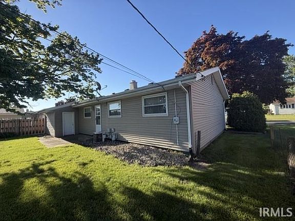 4th image of 5109 Mayfair Pl