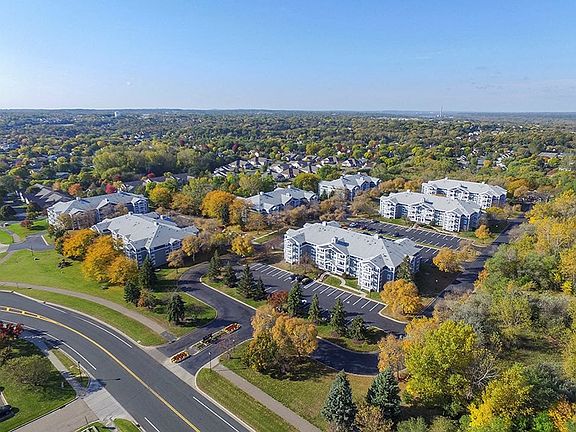 3rd image of 3515 Federal Dr #6-207