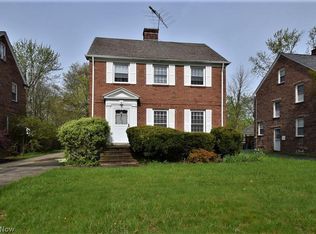 2372 Ashurst Rd, University Heights, OH 44118