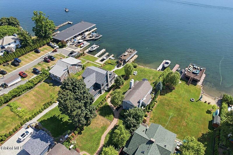 3rd image of 280 Cleverdale Road