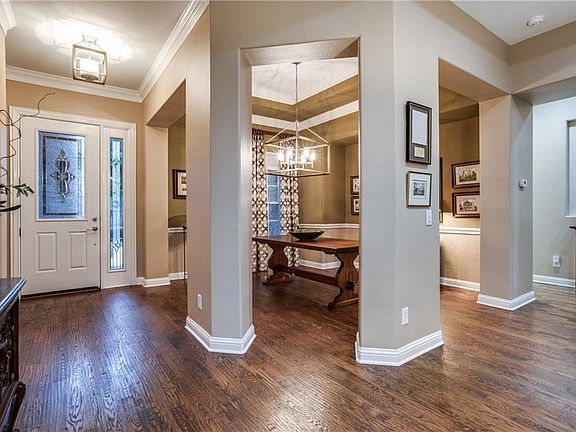 4th image of 7032 Maumee Valley Ct