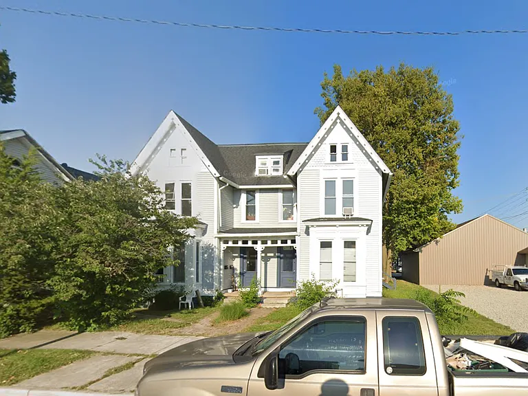 211 N 6th St #1 — Photo 1