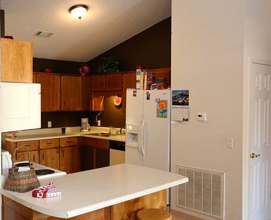 5th image of 318 Smith Cox Ln NE