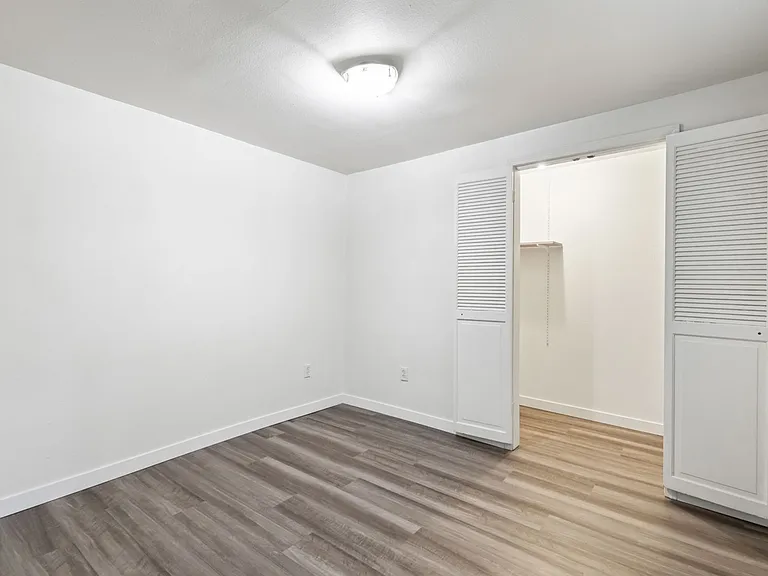 4320-4328 NE Maywood Pl — Photo 15