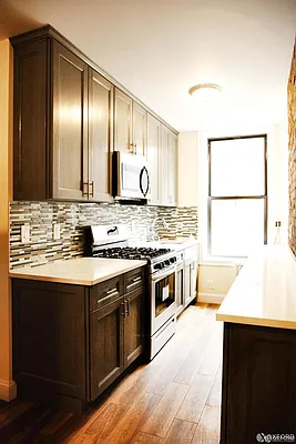 Rented by Oxford Property Group | media 8