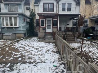 7030 Greenwood Ave, Upper Darby, PA 19082