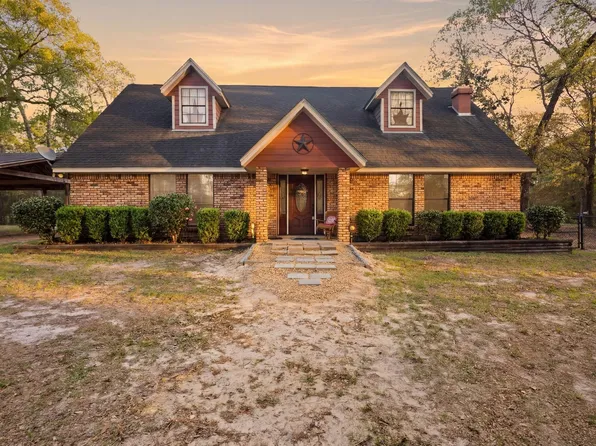 1938 County Road 1520, Warren, TX 77664