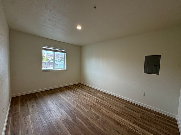 Bedroom #1
