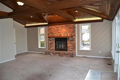 4th image of 219 Marengo Dr