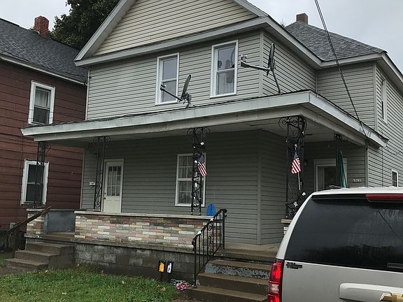 4th image of 1312 E 8th St APT 2