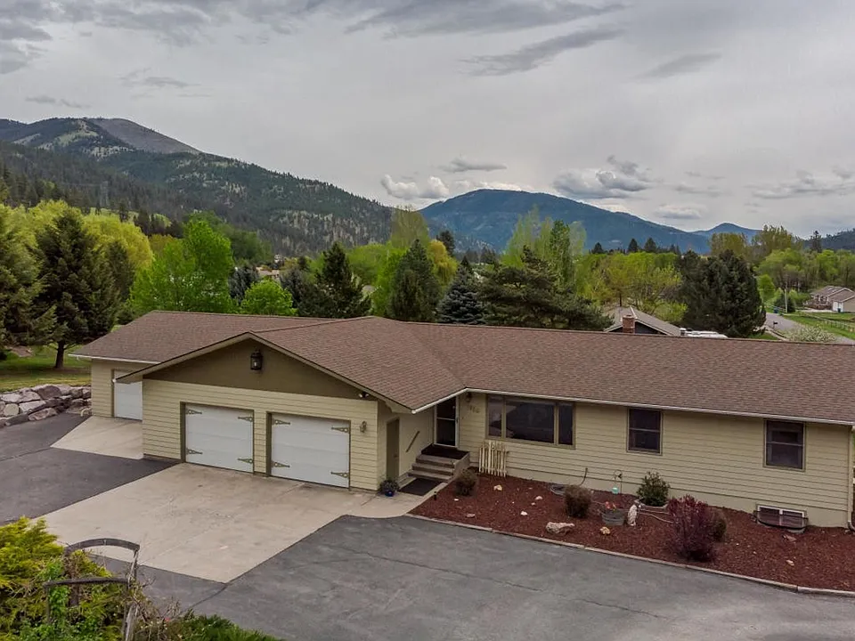 1850 Meadowview Ct