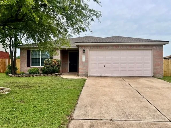 1005 W South St, Leander, TX 78641