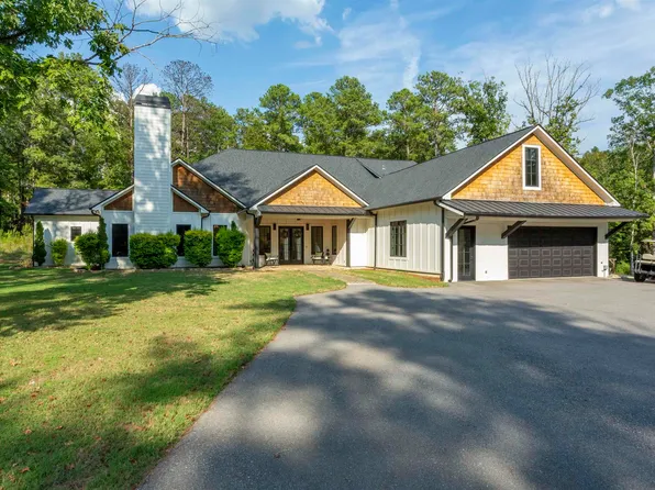 224 Oakwood Dr, Alabaster, AL 35007