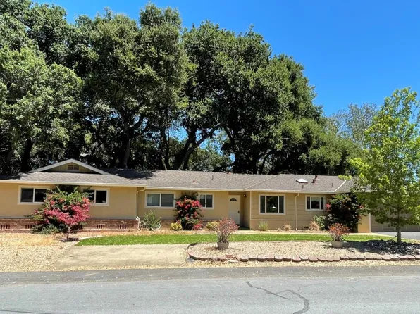 1705 Christina Dr, Los Altos, CA 94024