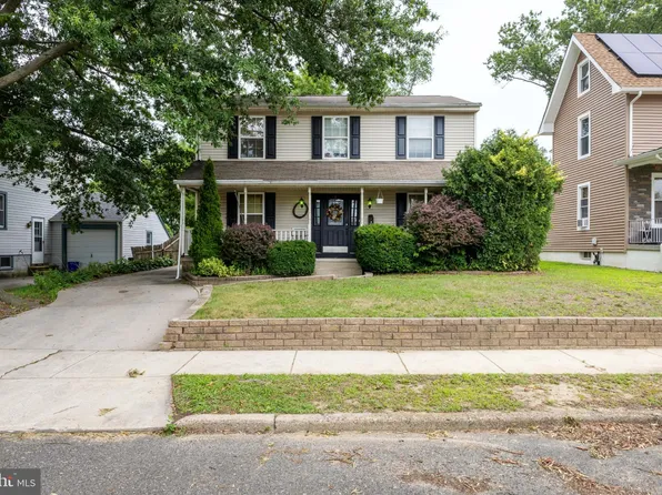 117 6th Ave, Mount Ephraim, NJ 08059