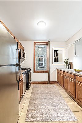 4th image of 200 W 93rd St APT 1J