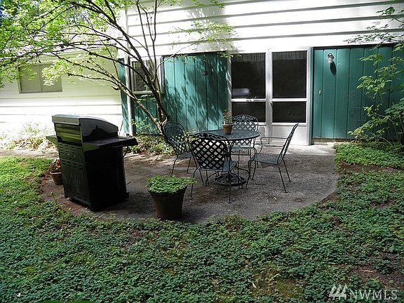 4th image of 9612 118th St E