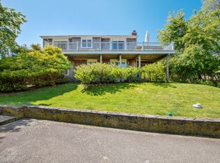 95 S Fairview Ave, Montauk, NY 11954