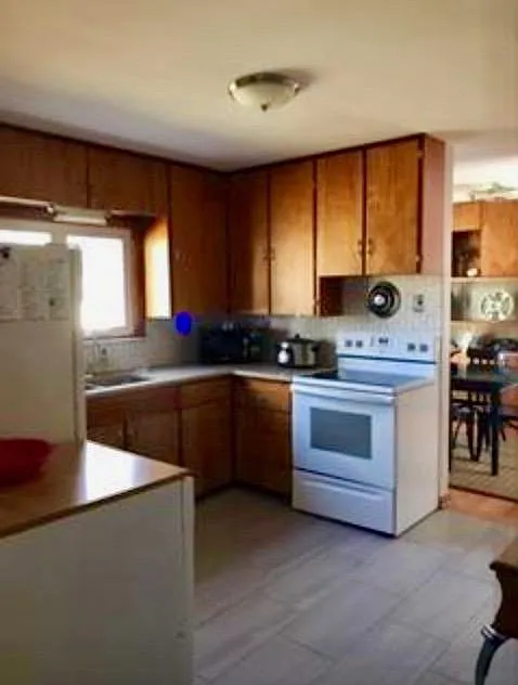 3 bed, 1800 sqft, $2,500 — Photo 4