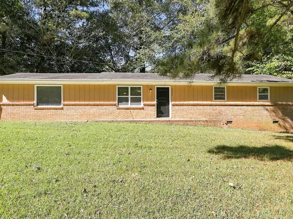 3809 S Ridge Dr, Lithia Springs, GA 30122