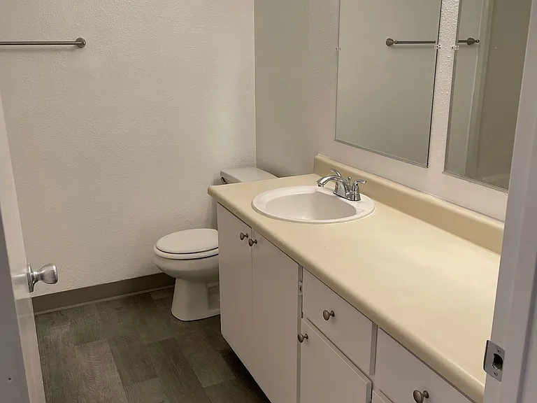 Birchwood Lane Apartments — Photo 6