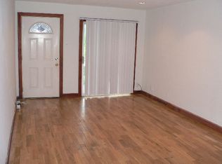 8566 Webshire Ln #A, Saint Louis, MO 63123