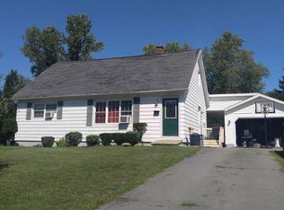 15 Sherwood Dr, Massena, NY 13662