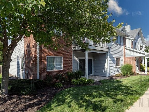3rd image of 8354 Glenwillow Ln Unit 103